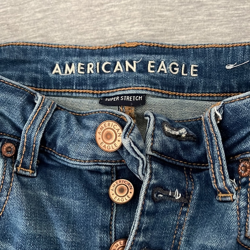 American Eagle button fly hi-rise shortie super stretch size 4 - Picture 3 of 7